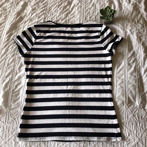Womens French Connection Navy and White Striped T shirt in a size large! - Picture 2 of 2